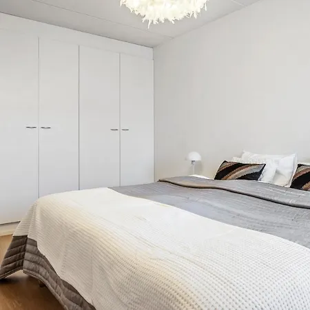 Sleepwell Sukkula With Private Sauna And Parking فندق توركو